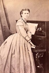 Marie Jaëll au piano